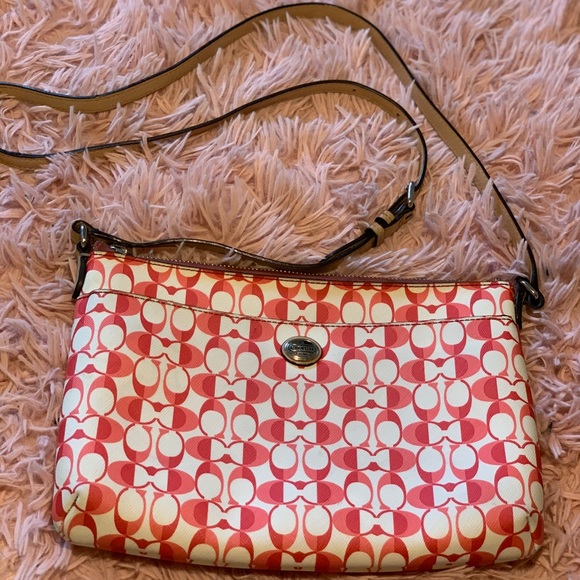 Coach purse - Picture 2 of 2